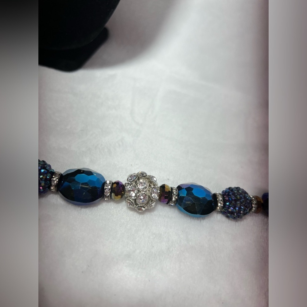 Elegant Blue Iridescent Glass and Crystal Beaded Necklace - Picture 7 of 11